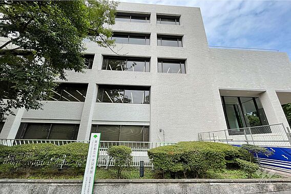 都立中央図書館...