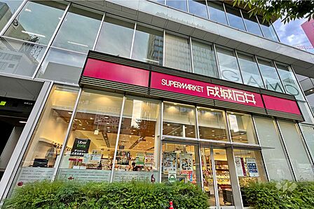 成城石井(南青山店)の外観