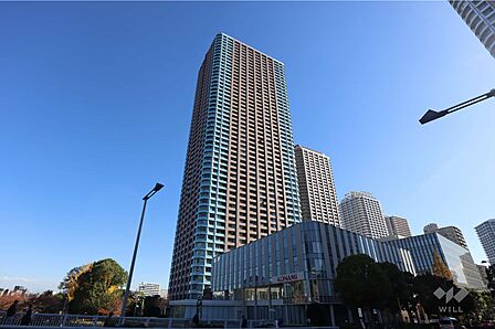 センチュリーパークタワー外観(北側から)