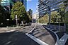 周辺：敷地南東側の前面道路