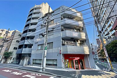 外観：サン麻布十番の外観（南側から）