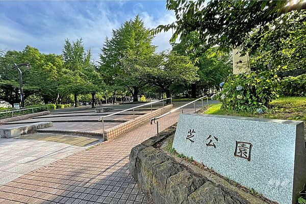 周辺を拡大表示