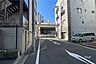 その他：敷地の南側前面道路（東側から）
