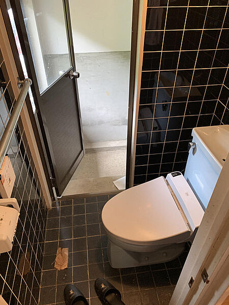 トイレを拡大表示
