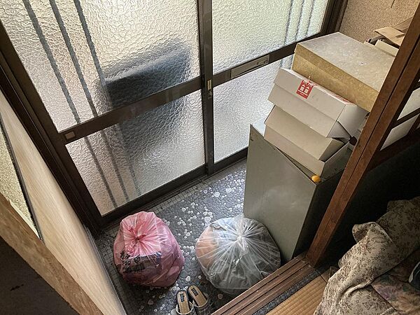 玄関を拡大表示