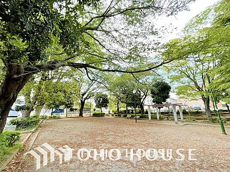 柏西口第三公園 522m 820m