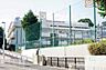 周辺：横浜市立宮谷小学校 徒歩10分。 800m