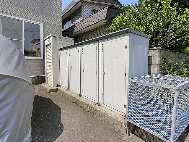 その他