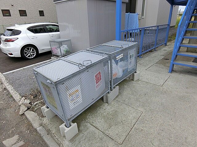 その他