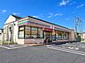 周辺：セブンーイレブン草加瀬崎町店 590m
