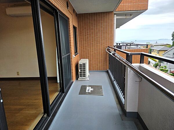 バルコニーを拡大表示