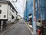 外観：前面道路含む現地写真