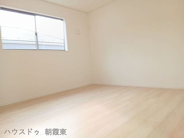 洋室を拡大表示