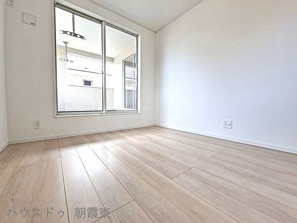 寝室を拡大表示