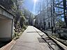 外観：前面道路