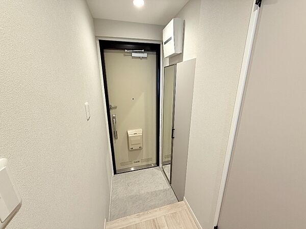 玄関を拡大表示