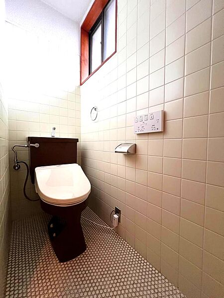 トイレを拡大表示