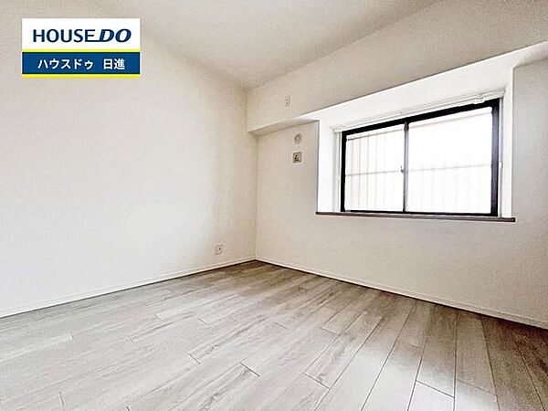 洋室を拡大表示