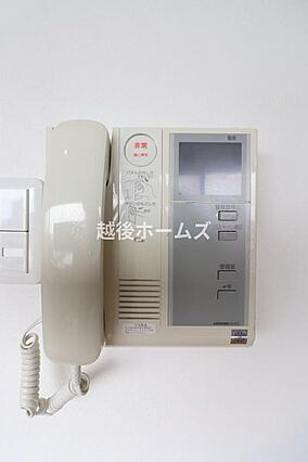 インターホン