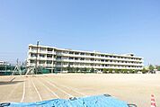 西条市立神拝小学校 343m