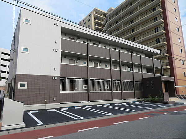 apartment 栃木県小山市中央町２丁目
中央町の賃貸情報を見る
物件地図