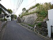 高台にあり見晴らし良好です。