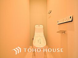 [トイレ] 清潔な洗浄機能付温水シャワートイレ