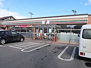 セブン-イレブン 八戸市川桔梗野店 1030m