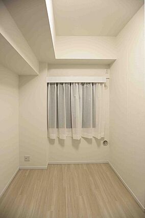 古河市本町1丁...