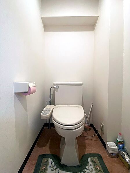 トイレです。交換のリフォームもご相談ください。