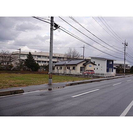 スカイフィールド_周辺_0