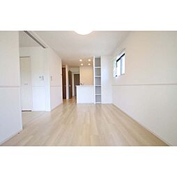 ウエスト　Ｂ 101 1階1LDKのリビング/ダイニング