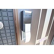 玄関は電子キーで開錠