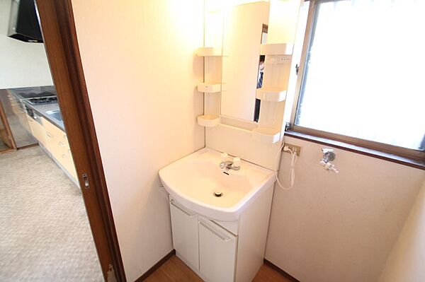detached 茨城県常総市原宿

地図を見る