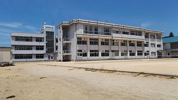 画像24:岩瀬中学校