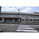 小学校「山室小学校まで1300ｍ」