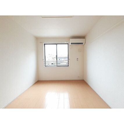 レジーナハタ_内装_2