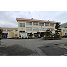 小学校「奥田小学校まで1580ｍ」奥田小学校