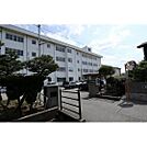中学校「堀川中学校まで3000ｍ」