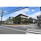 小学校「鵜坂小学校まで550ｍ」