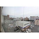建物周辺(ローソン・市役所方面)