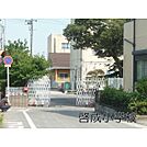 啓成小学校