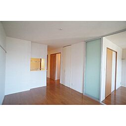 ラフィーネ上中居 202 2階2LDKのリビング/ダイニング