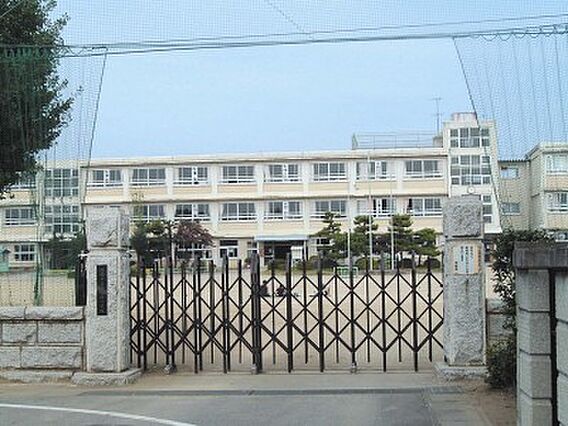 前橋市立元総社...