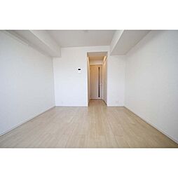 カトルセゾン 3階1Kのリビング/ダイニング