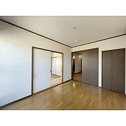 ヴィレッジ峯村 201 2階2DKのリビング/ダイニング