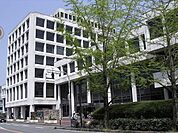 池田市役所 2377m