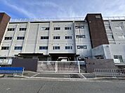 池田市立北豊島中学校 422m