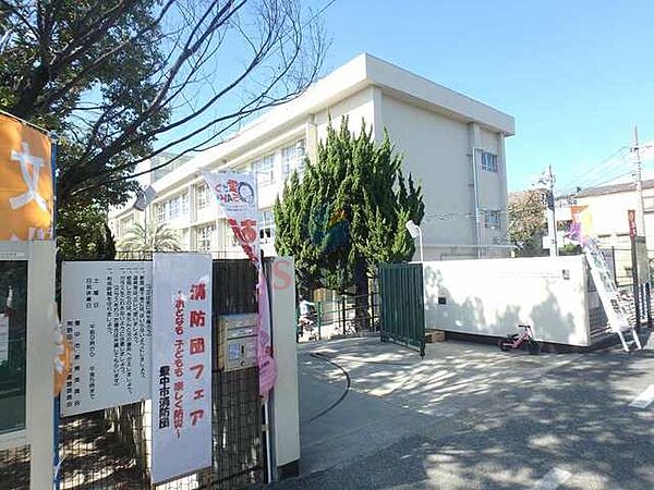 周辺：豊中市立熊野田小学校 506m