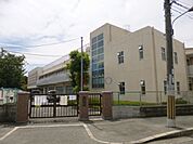 豊中市立第五中学校 1217m